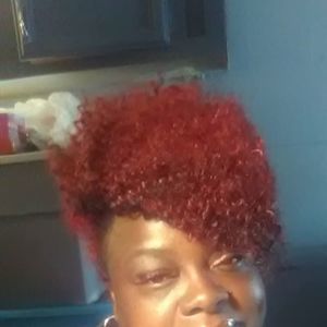 Meet your Posher, Clarette